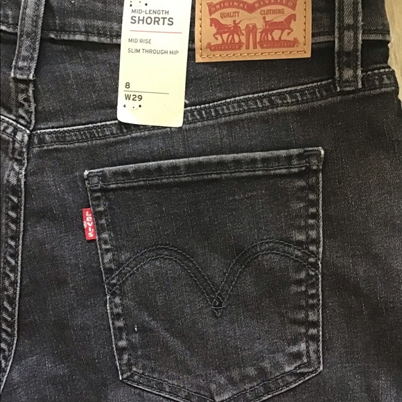 Levi's Mid Length Shorts Update🎀 - Picture 10 of 10